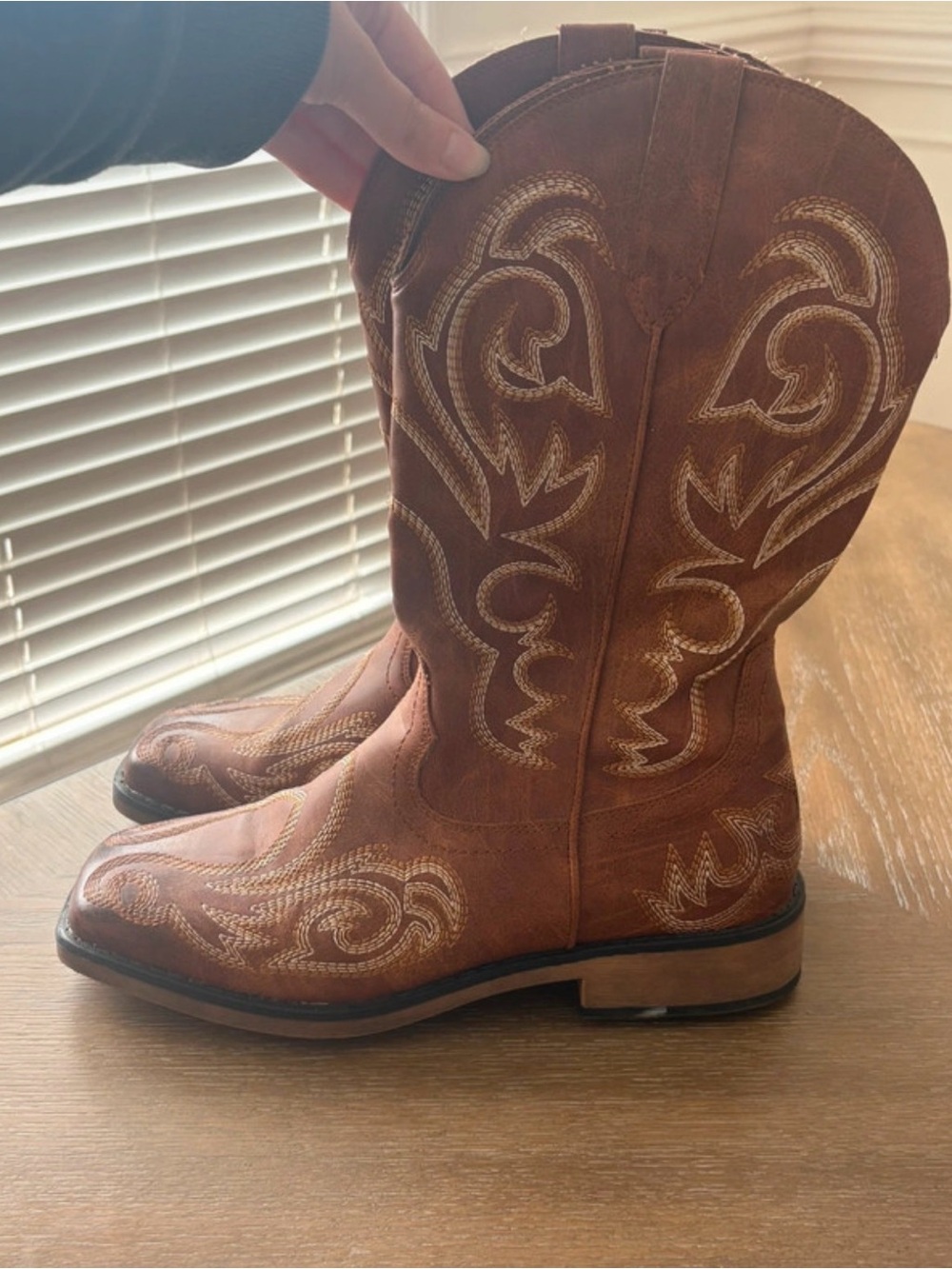 Tan Brown Western Embroidered Women's Cowboy Boots